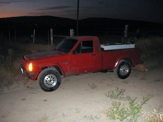 bee pickup truck